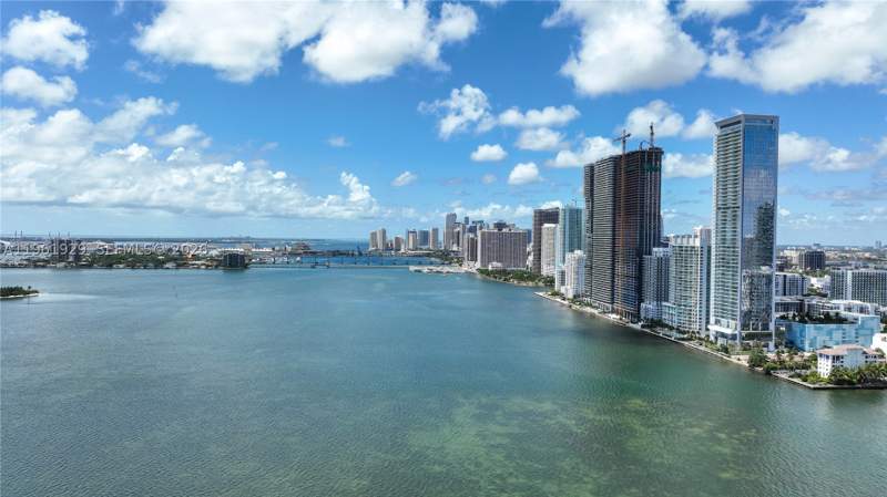 2 bedroom Condominium at 480 NE 31st St 1504, Gran Paraiso Condo, Miami — photo 4