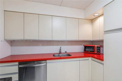 18151 NE 31st Ct 205, Aventura FL - photo 15 of 34