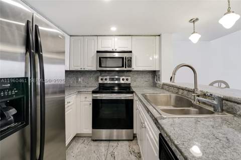 1900 Sunset Harbour Dr 1806, Miami Beach FL - photo 15 of 22