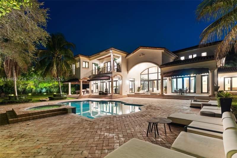 6 bedroom SingleFamilyResidence at 11111 Killian Park Rd, Killian Park, Pinecrest — photo 4