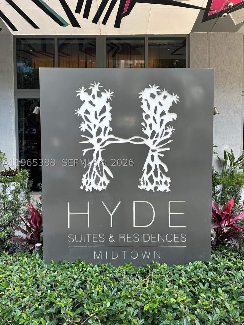 1 bedroom Condominium at 121 NE 34th St 1505, 3401 Midtown Condo, Miami — photo 2