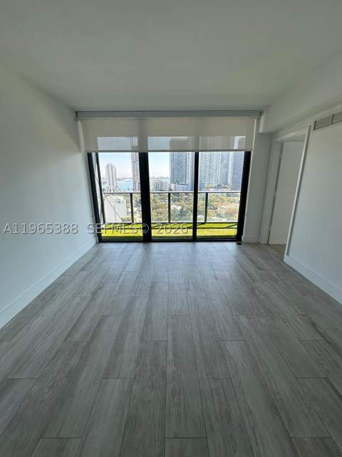 121 NE 34th St 1505, Miami FL - photo 8 of 21