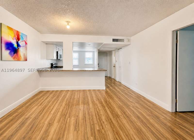 2 bedroom Condominium at 445 NE 195th St 429, Royal Oaks Condo, Miami — photo 4