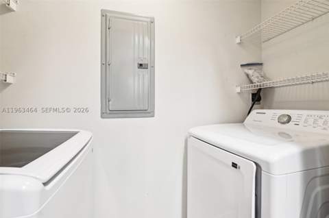 2000 N Bayshore Dr 304, Miami FL - photo 9 of 32