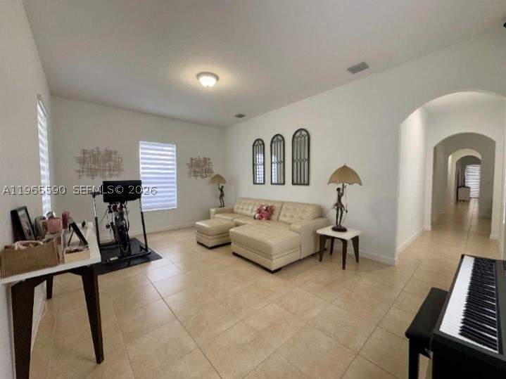 3 bedroom SingleFamilyResidence at 17181 SW 91st St, Kendall Commons Residenti, Miami — photo 2