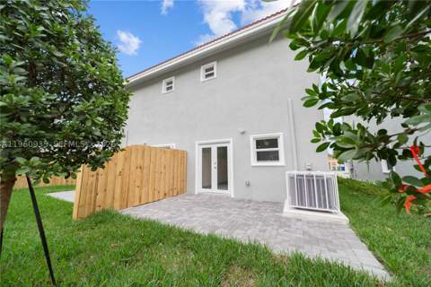 529 NW 56th St, Miami FL - photo 14 of 69