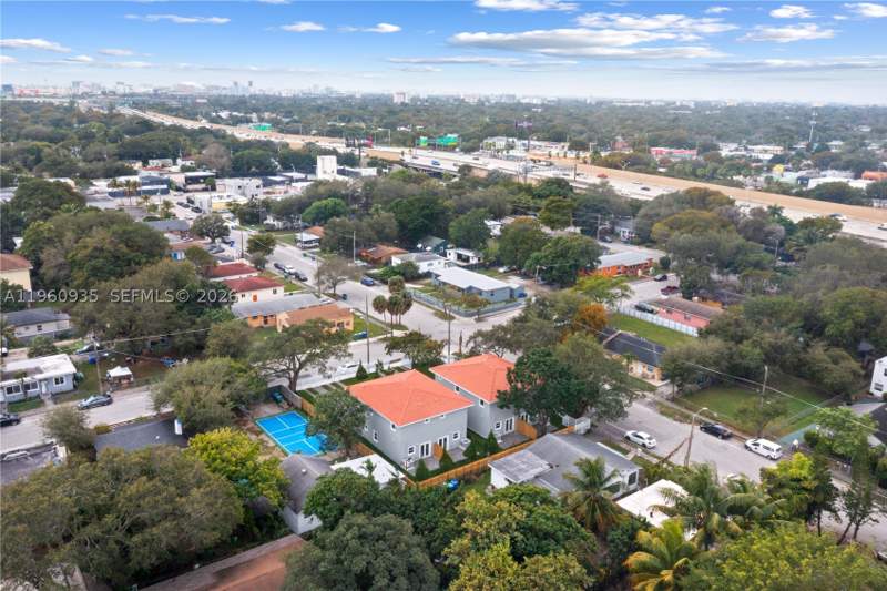 3 bedroom Townhouse at 529 NW 56th St, Buena Vista Gardens, Miami — photo 3