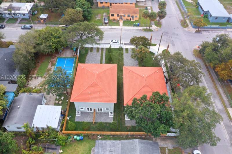 3 bedroom Townhouse at 529 NW 56th St, Buena Vista Gardens, Miami — photo 5