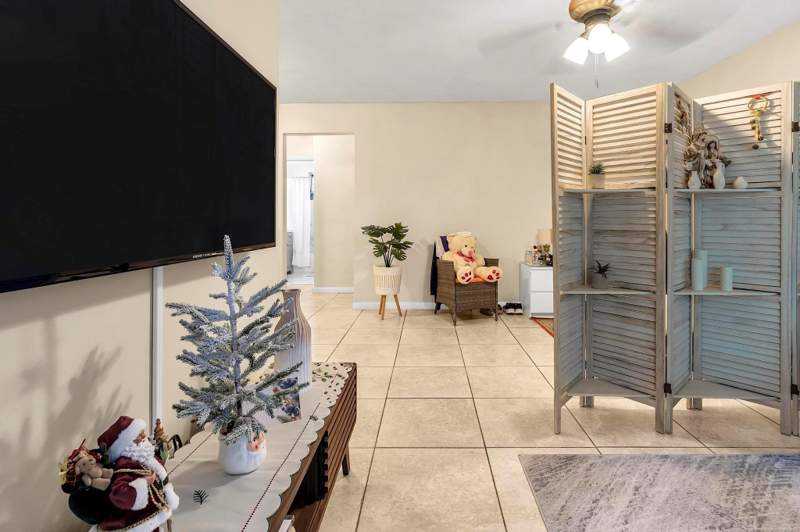 1 bedroom Condominium at 2700 NE 135th Street 31, Fairmont House Inc - Co-Op, North Miami — photo 5