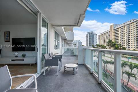 5601 Collins Ave 423, Miami Beach FL - photo 23 of 32