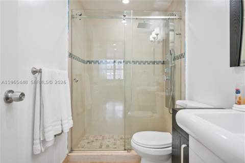 5601 Collins Ave 423, Miami Beach FL - photo 6 of 32