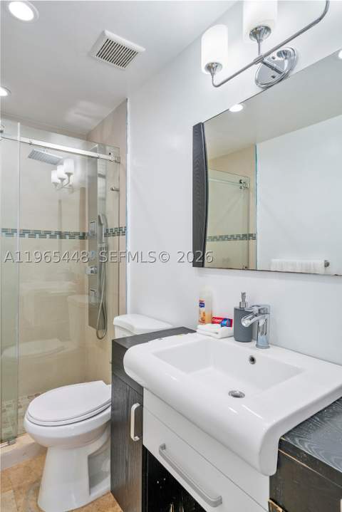 5601 Collins Ave 423, Miami Beach FL - photo 7 of 32