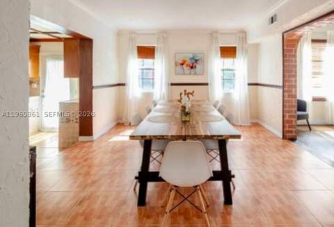 1545 NW 8th Ter, Miami FL - photo 10 of 27