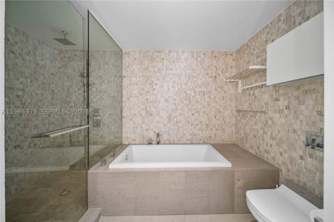 68 SE 6th St 1201, Miami FL - photo 17 of 38