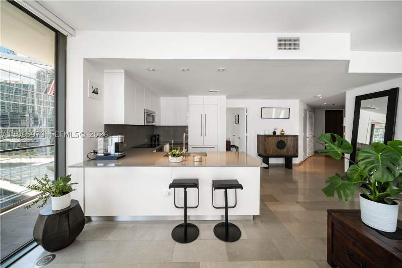 2 bedroom Condominium at 68 SE 6th St 1201, Reach Condo, Miami — photo 3