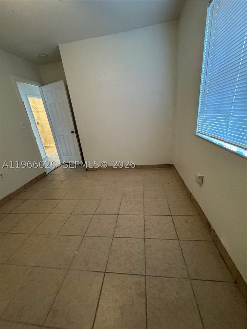 4 bedroom SingleFamilyResidence at 20138 NW 38th Pl, Watermen Homes 1st Addn, Miami Gardens — photo 3