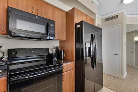 18001 Collins Avenue 2614, Sunny Isles Beach FL - photo 21 of 56