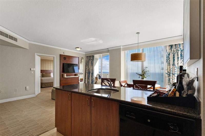 1 bedroom Condominium at 18001 Collins Avenue 2614, Trump International Sonest, Sunny Isles Beach — photo 3