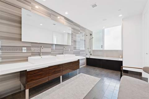 1100 Biscayne Blvd 5706, Miami FL - photo 23 of 39