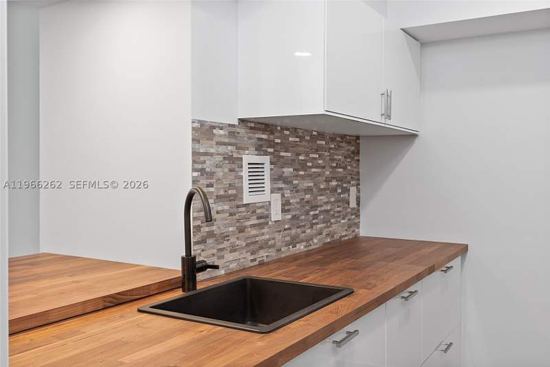 1 bedroom Condominium at 1200 West Ave 521, Mirador 1200 Condo, Miami Beach — photo 3