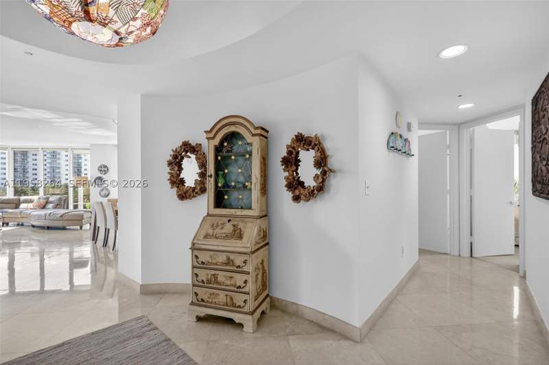 3 bedroom Condominium at 19333 Collins Ave 510, Ocean One Condo, Sunny Isles Beach — photo 5