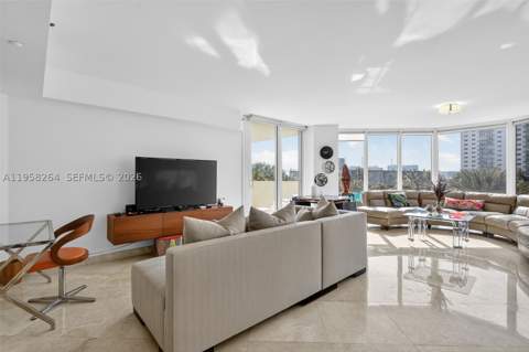 19333 Collins Ave 510, Sunny Isles Beach FL - photo 8 of 57