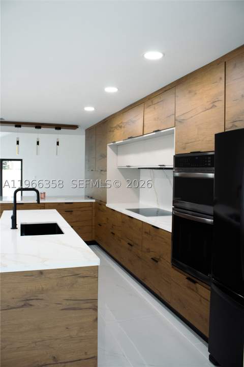 10433 SW 118th Ct, Miami FL - photo 6 of 34