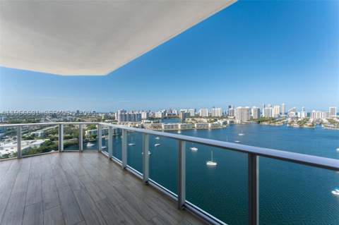 17301 Biscayne Blvd 2110, North Miami Beach FL - photo 9 of 35