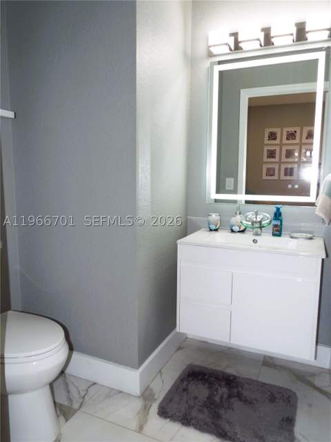21470 SW 85th Path, Cutler Bay FL - photo 18 of 50