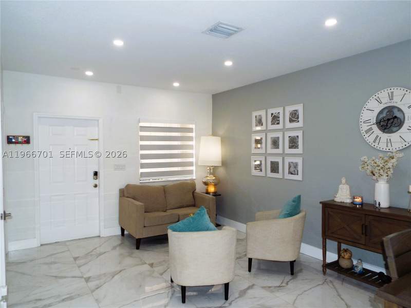 3 bedroom Townhouse at 21470 SW 85th Path, Santa Barbara, Cutler Bay — photo 4