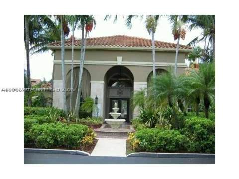 18330 NW 68th Ave A, Hialeah FL - photo 12 of 14