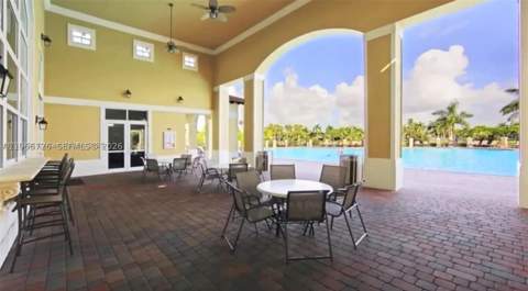 22621 SW 88th Pl 302-8, Cutler Bay FL - photo 17 of 18