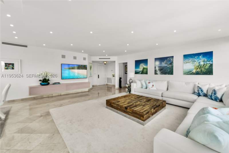 3 bedroom Condominium at 5640 Collins Ave 4D, Ashley Apartments Condomi, Miami Beach — photo 5