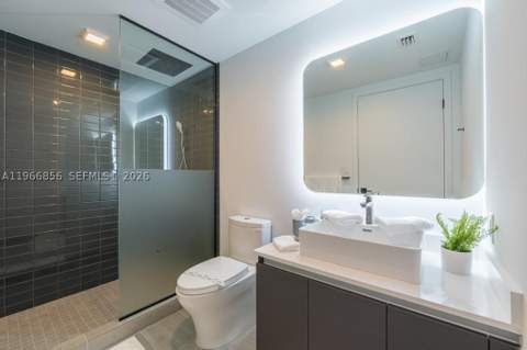 227 NE 2nd St 1905, Miami FL - photo 12 of 17