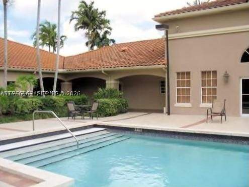 1 bedroom Condominium at 18328 NW 68th Ave H, La Hacienda Country Club, Hialeah — photo 4