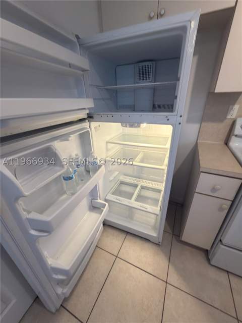 930 NE 34th Ave 201, Homestead FL - photo 15 of 26