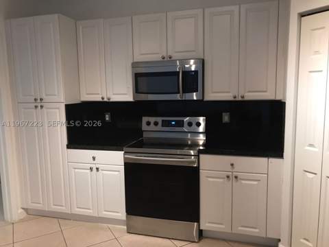 6731 NW 107th Ct 6731, Doral FL - photo 8 of 11