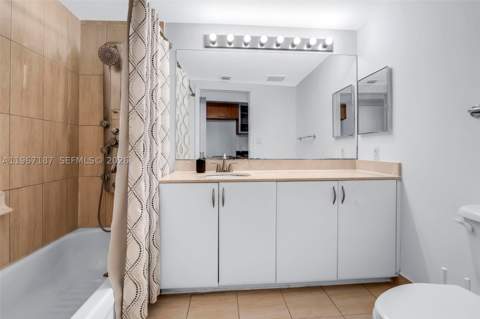 1750 N Bayshore Dr 4507, Miami FL - photo 16 of 39