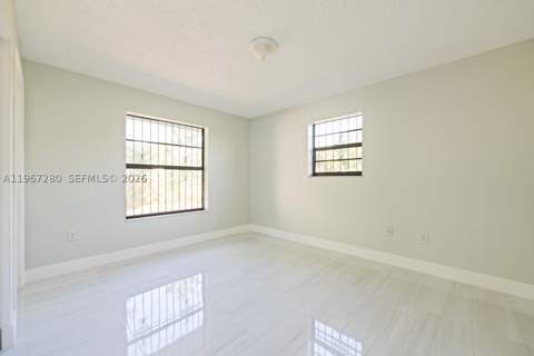 522 SW 3rd Ave, Homestead FL - photo 10 of 20