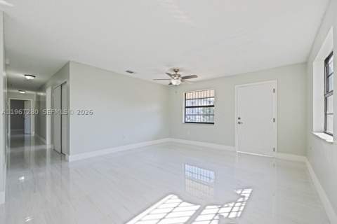 522 SW 3rd Ave, Homestead FL - photo 6 of 20
