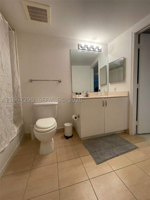 1750 N Bayshore Dr 2710, Miami FL - photo 16 of 28