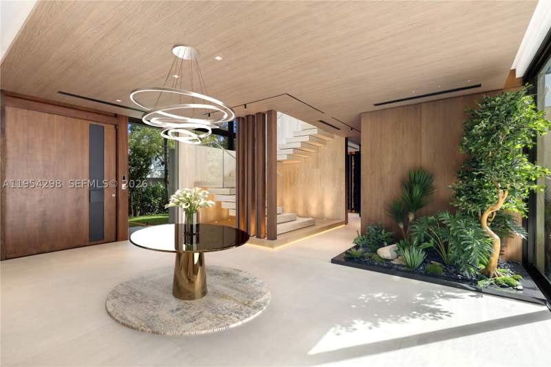 6 bedroom SingleFamilyResidence at 3210 Coacoochee St, Sunshine Fruits Co, Miami — photo 5