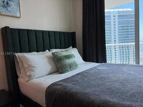 1200 Brickell Bay Dr 4217, Miami FL - photo 10 of 23