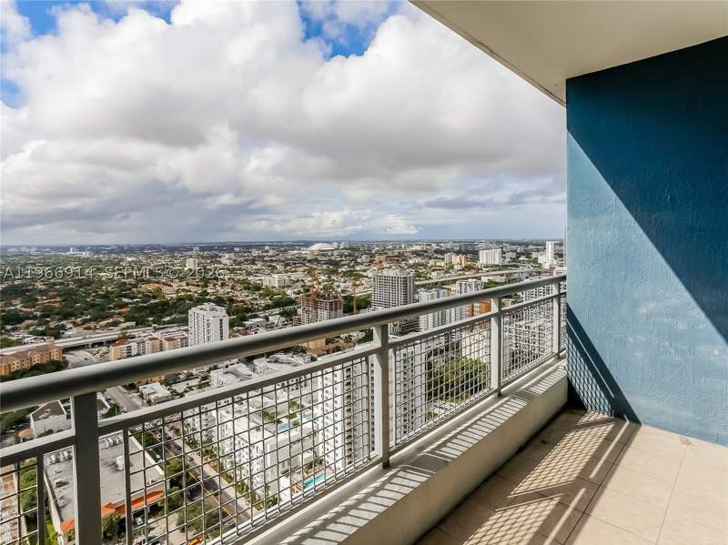 2 bedroom Condominium at 60 SW 13th St 3404, Infinity At Brickell Cond, Miami — photo 3