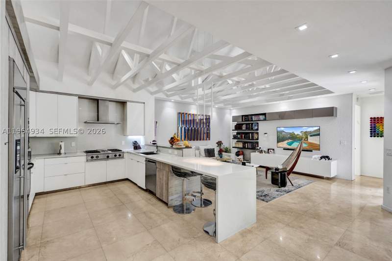 4 bedroom SingleFamilyResidence at 1662 Diplomat Dr, Presidential Estates Sub, Miami — photo 3