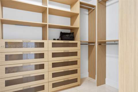 17301 Biscayne Blvd 305, North Miami Beach FL - photo 19 of 48
