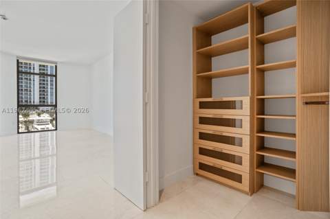 17301 Biscayne Blvd 305, North Miami Beach FL - photo 21 of 48