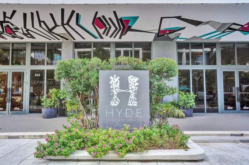 1 bedroom Condominium at 121 NE 34th St 2205, 3401 Midtown Condo, Miami — photo 4