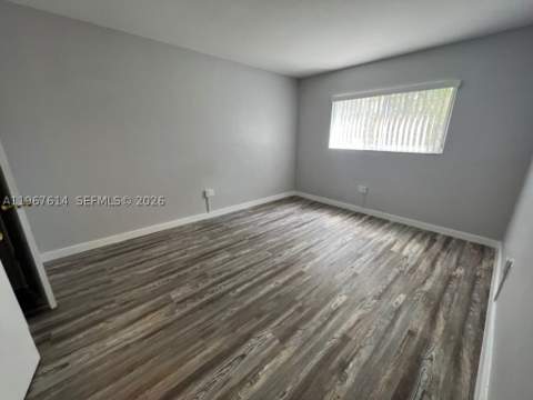 2430 NE 135th St 105, North Miami FL - photo 16 of 25