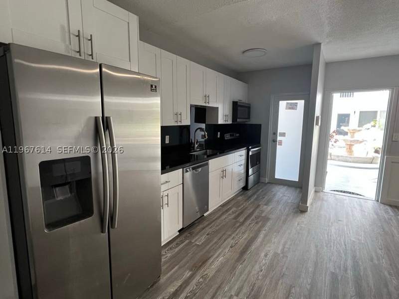1 bedroom Condominium at 2430 NE 135th St 105, Keystone Gardens Condo, North Miami — photo 4
